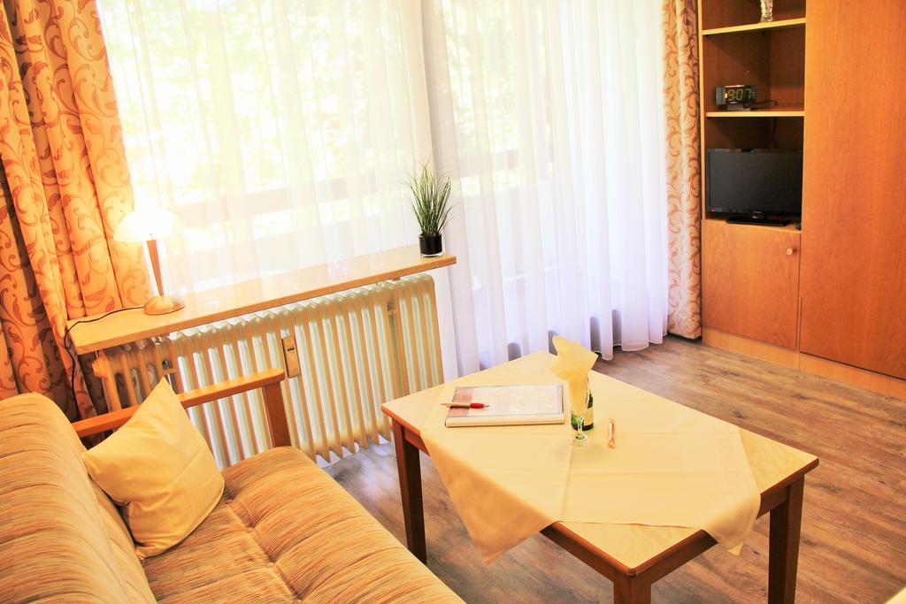 Chalet Swiss - Appartementhotel Бад-Фюссінг Номер фото
